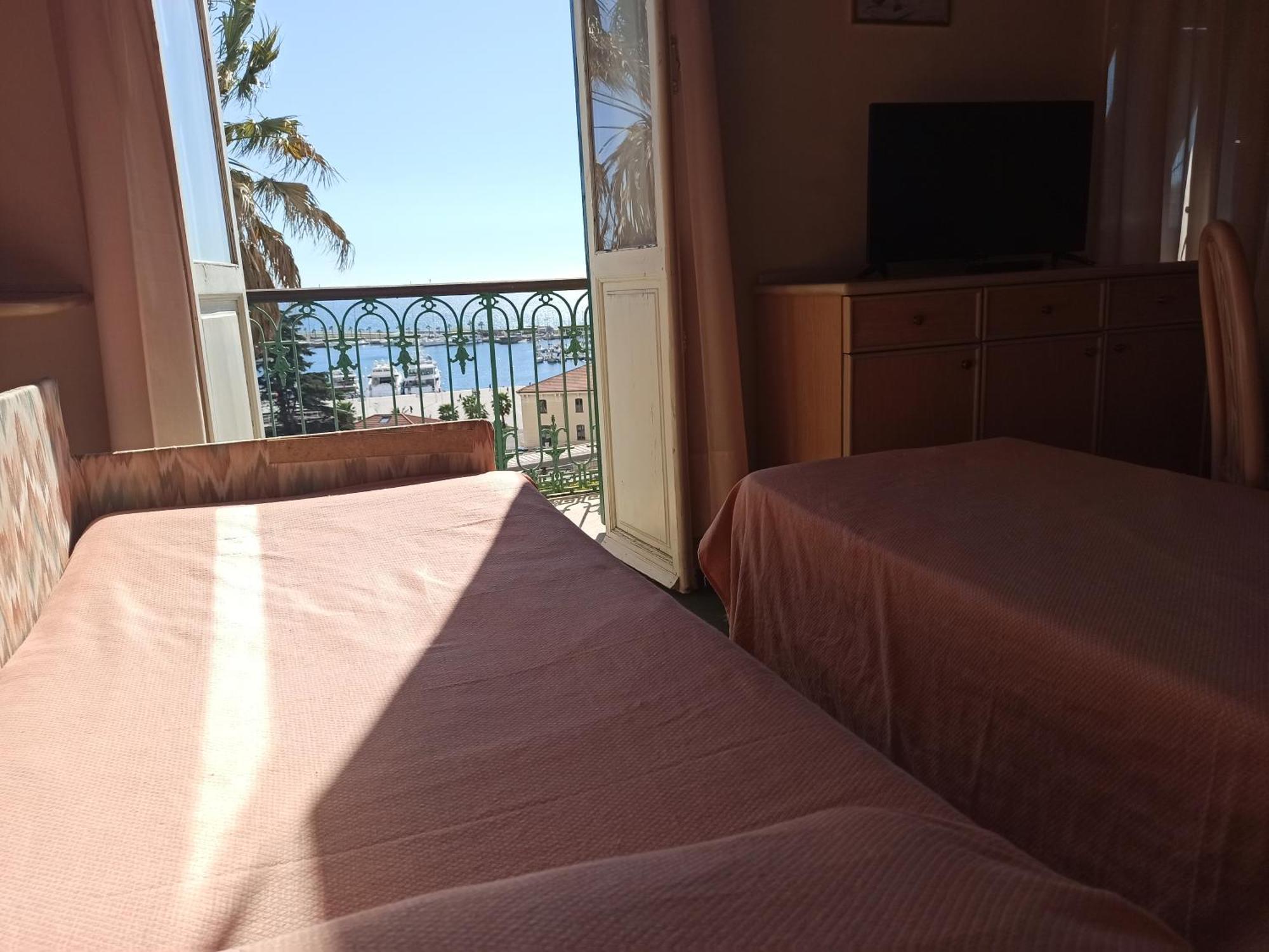 Hotel Miramare Imperia Chambre photo