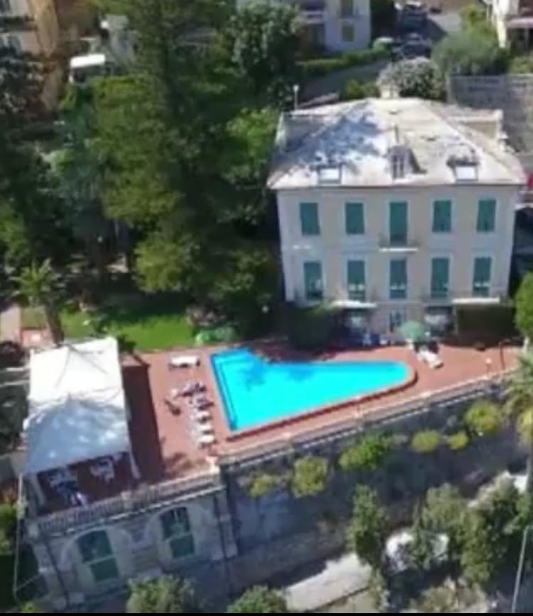 Hotel Miramare Imperia Extérieur photo
